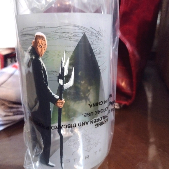 Star Trek Collectable Glasses Kirk, Spock, Uhura, Nero. - Picture 5 of 11